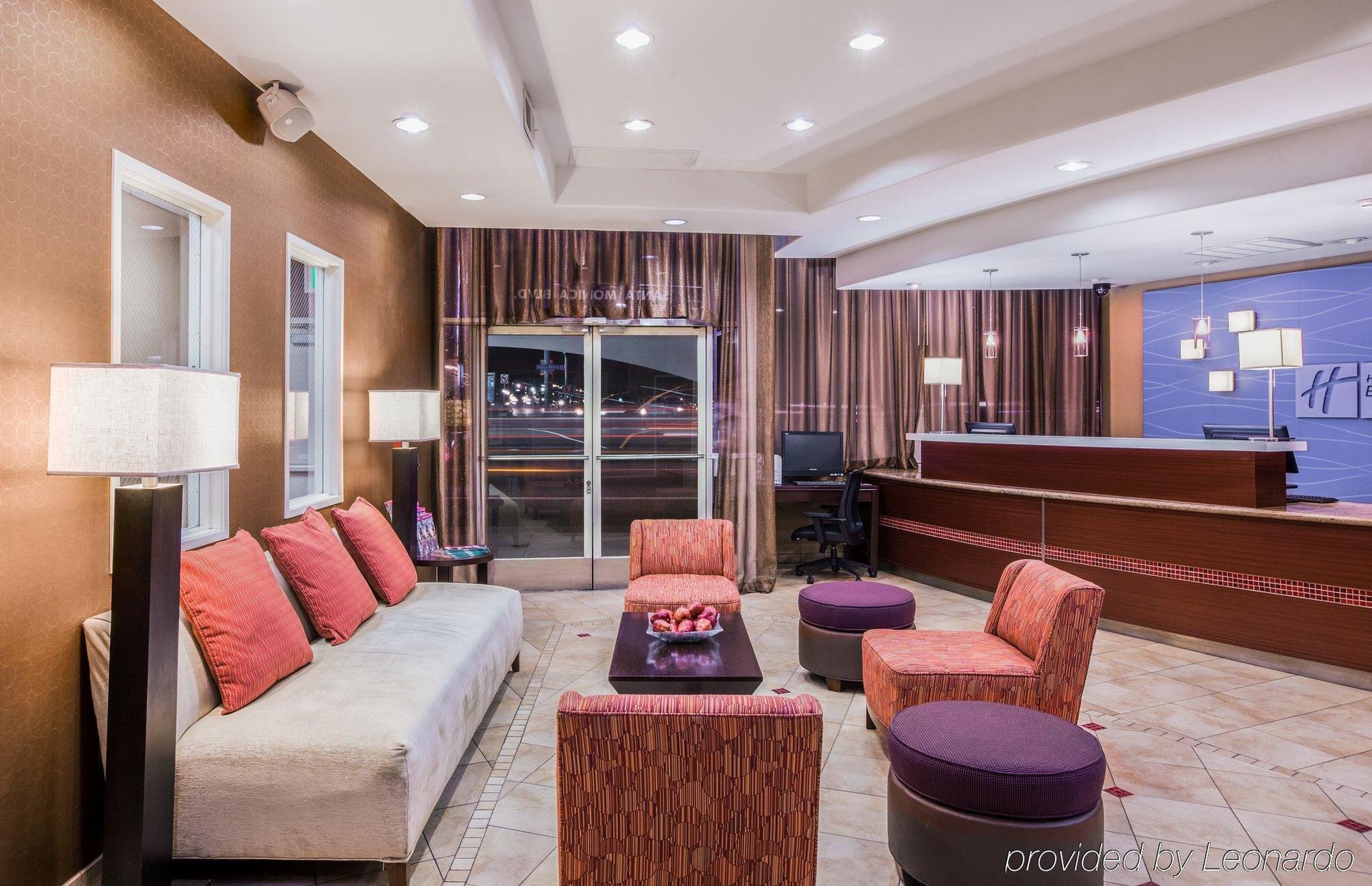 Holiday Inn Express West Los Angeles By Ihg מראה חיצוני תמונה