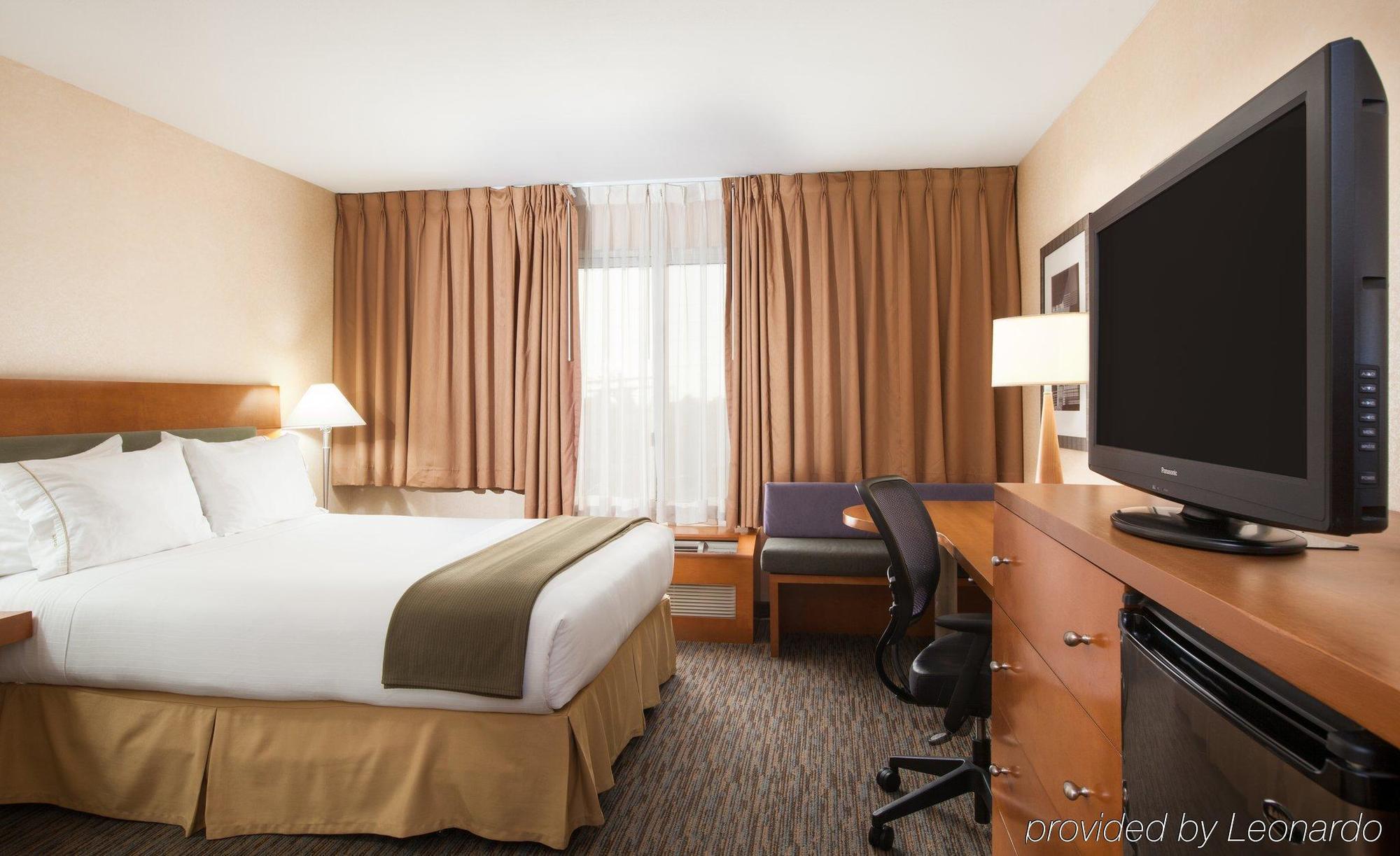 Holiday Inn Express West Los Angeles By Ihg מראה חיצוני תמונה