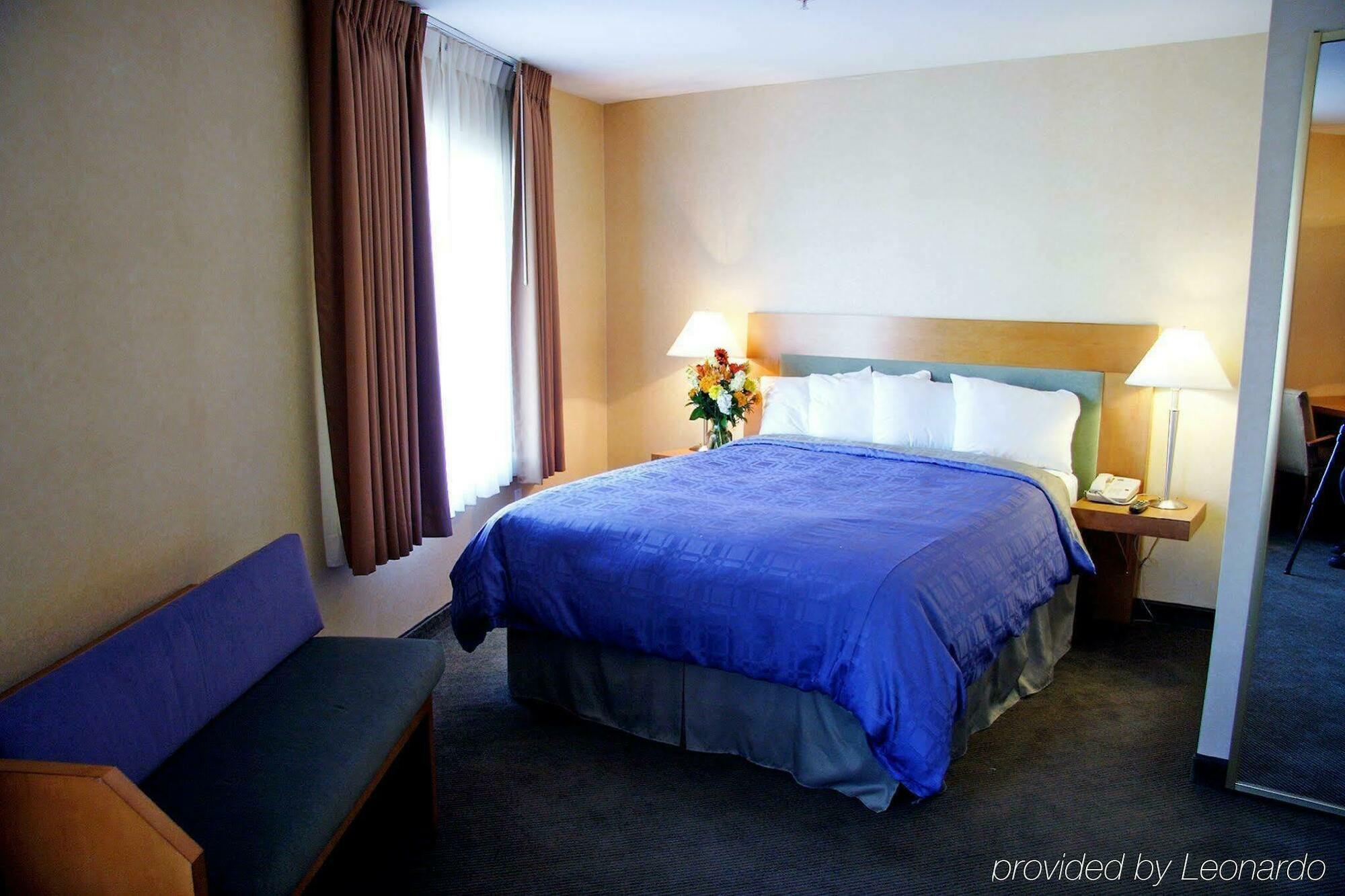 Holiday Inn Express West Los Angeles By Ihg מראה חיצוני תמונה