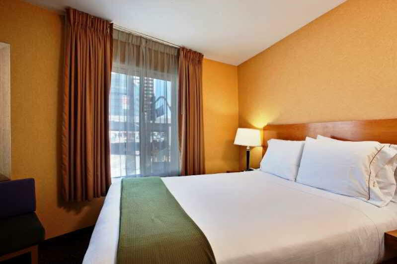 Holiday Inn Express West Los Angeles By Ihg מראה חיצוני תמונה