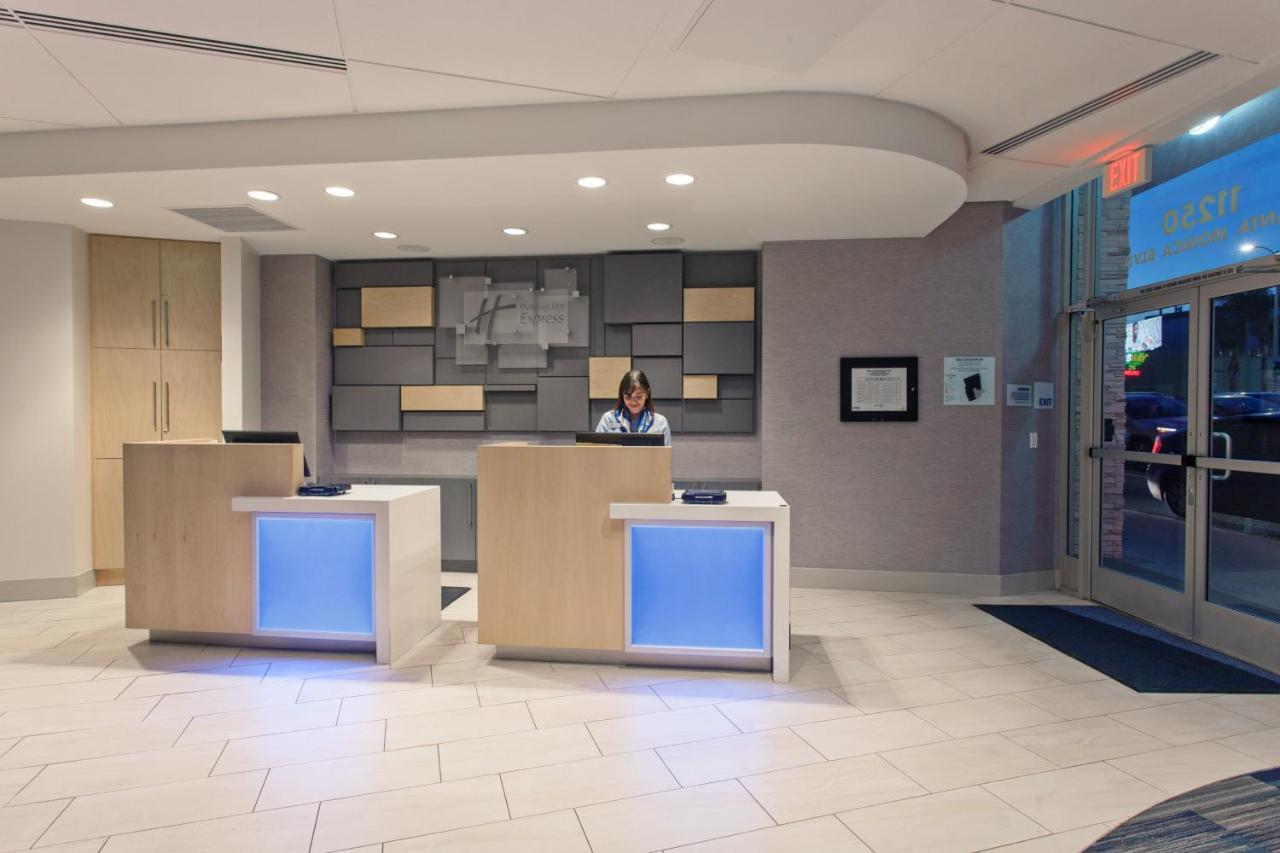 Holiday Inn Express West Los Angeles By Ihg מראה חיצוני תמונה