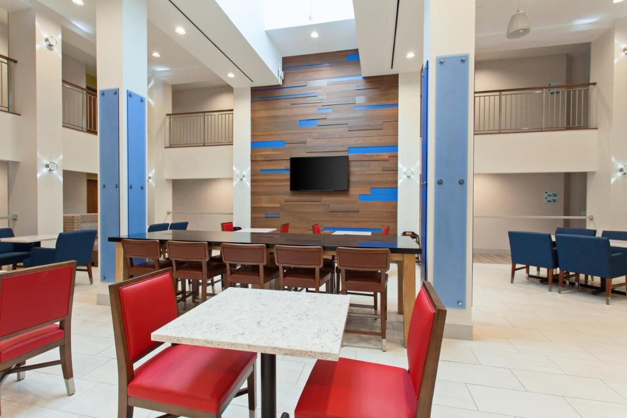 Holiday Inn Express West Los Angeles By Ihg מראה חיצוני תמונה